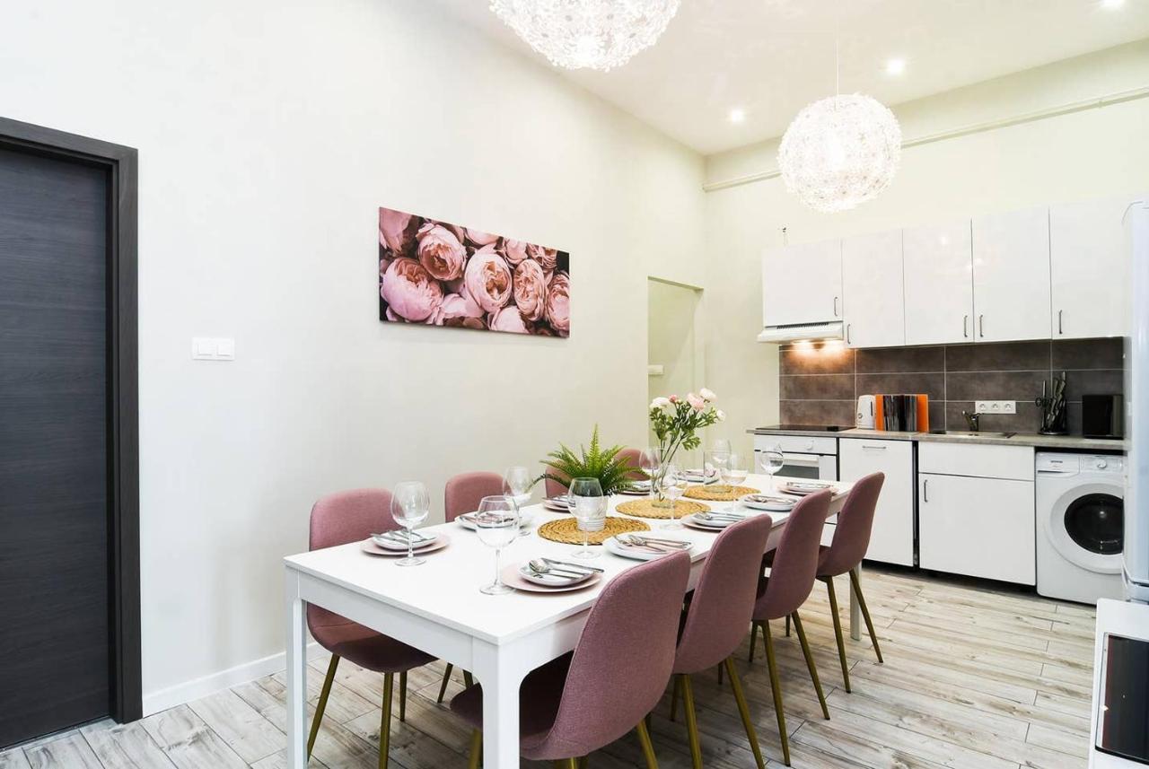 Ultra Central And Stylish Apartment With Ac Budapest Exterior photo