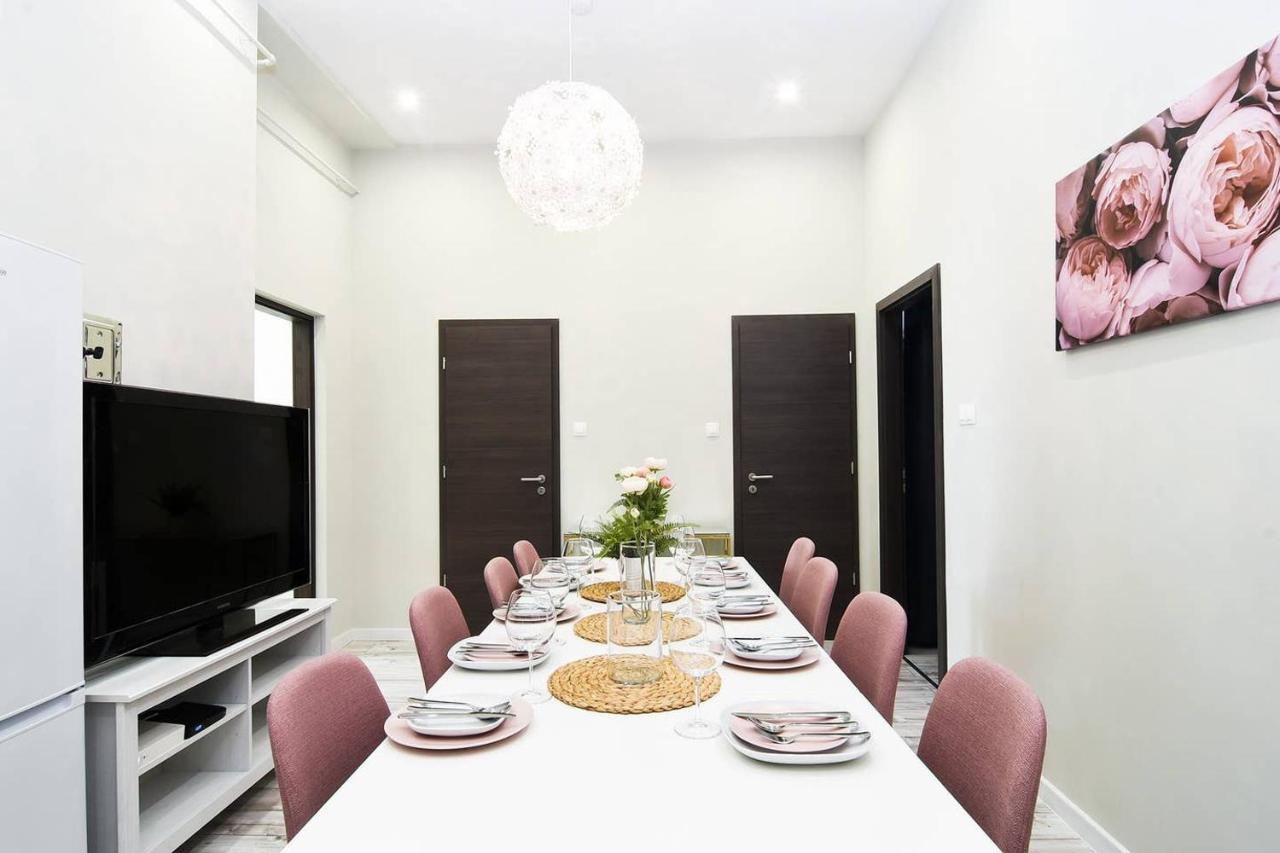 Ultra Central And Stylish Apartment With Ac Budapest Exterior photo